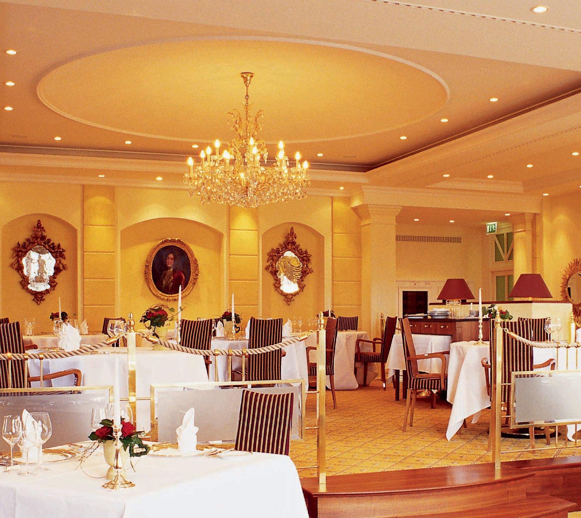 Schlosshotel Buehlerhoehe Schonbuch Exterior photo